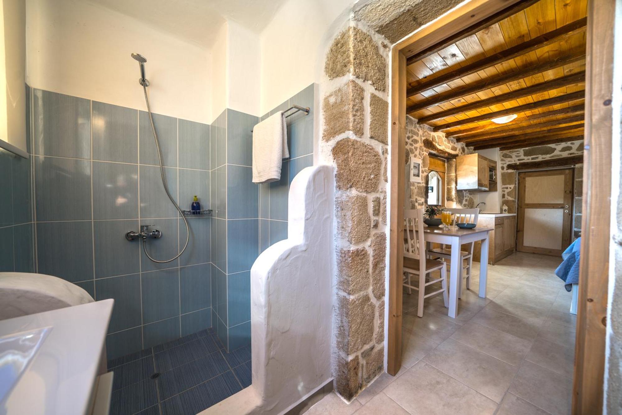 Mary'S Stone House Apartment Falasarna Room photo